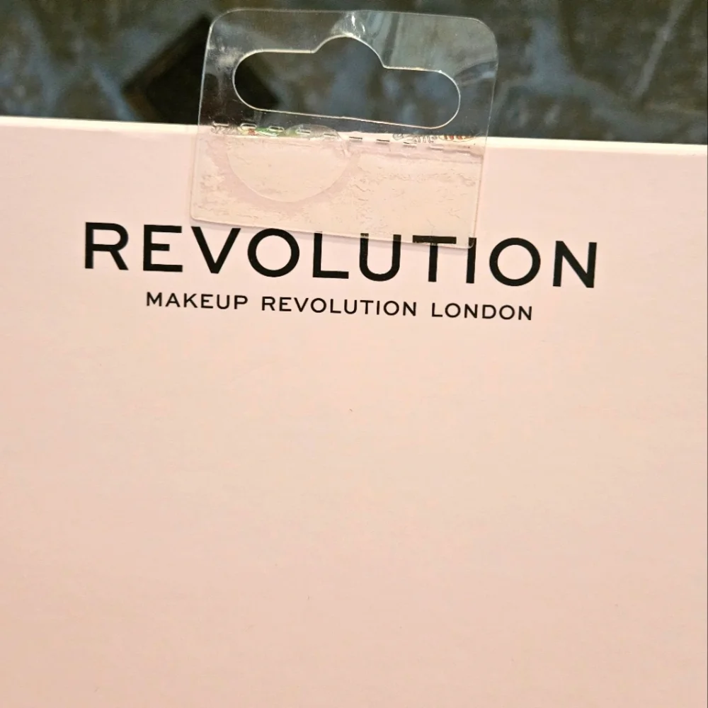 Makeup Revolution X Friends The Television Series Mirror